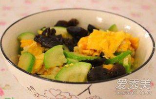 角瓜里面有点黑可以吃吗,可食用还是弃之？