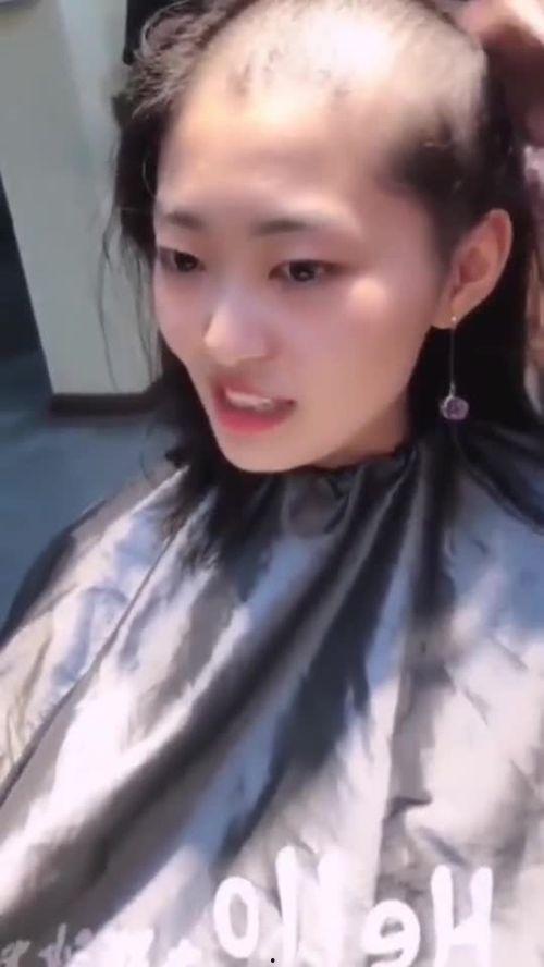 美女剃光头视频,剃发瞬间引发网友热议