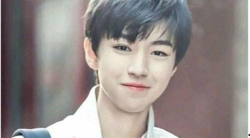 吃瓜爆料王俊凯,吃瓜爆料背后的明星生活揭秘