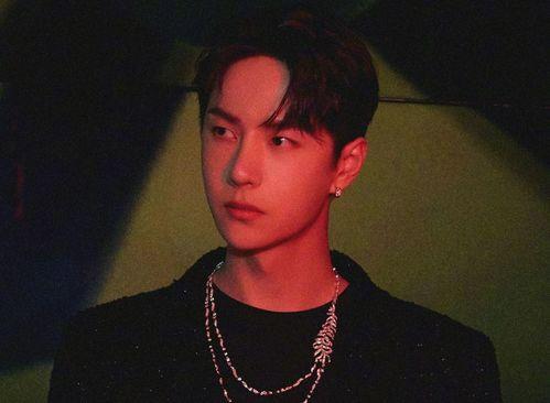 吃瓜爆料小眼睛男明星,吃瓜爆料背后的真相揭秘