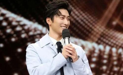 窦骁吃黑瓜完整,挑战味蕾极限的味觉盛宴