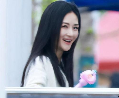 吃瓜爆料吊带姐