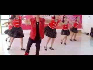 快乐崇拜舞蹈视频,揭秘快乐崇拜舞蹈的魅力瞬间